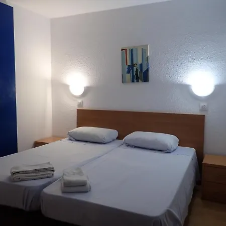 Sant Jordi Plaza Espana * Льорет-де-Мар